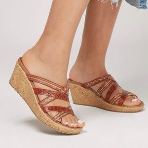 Skechers womens Slide Wedge Sandal Colour Name: Luggage Duraleather